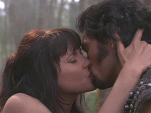 Xena and Ares kissing